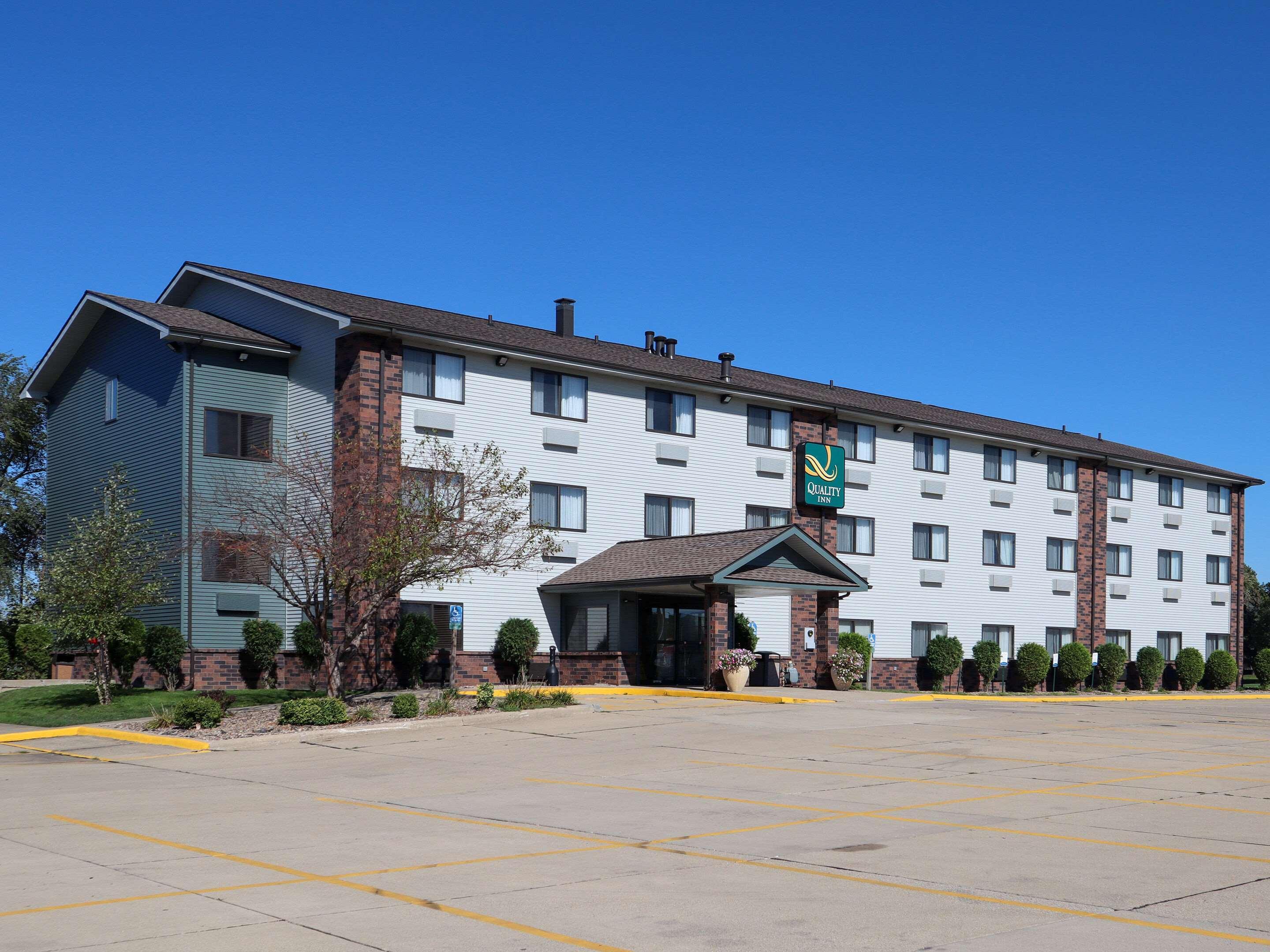 Quality Inn & Suites Bloomington I-55 And I-74 Eksteriør bilde