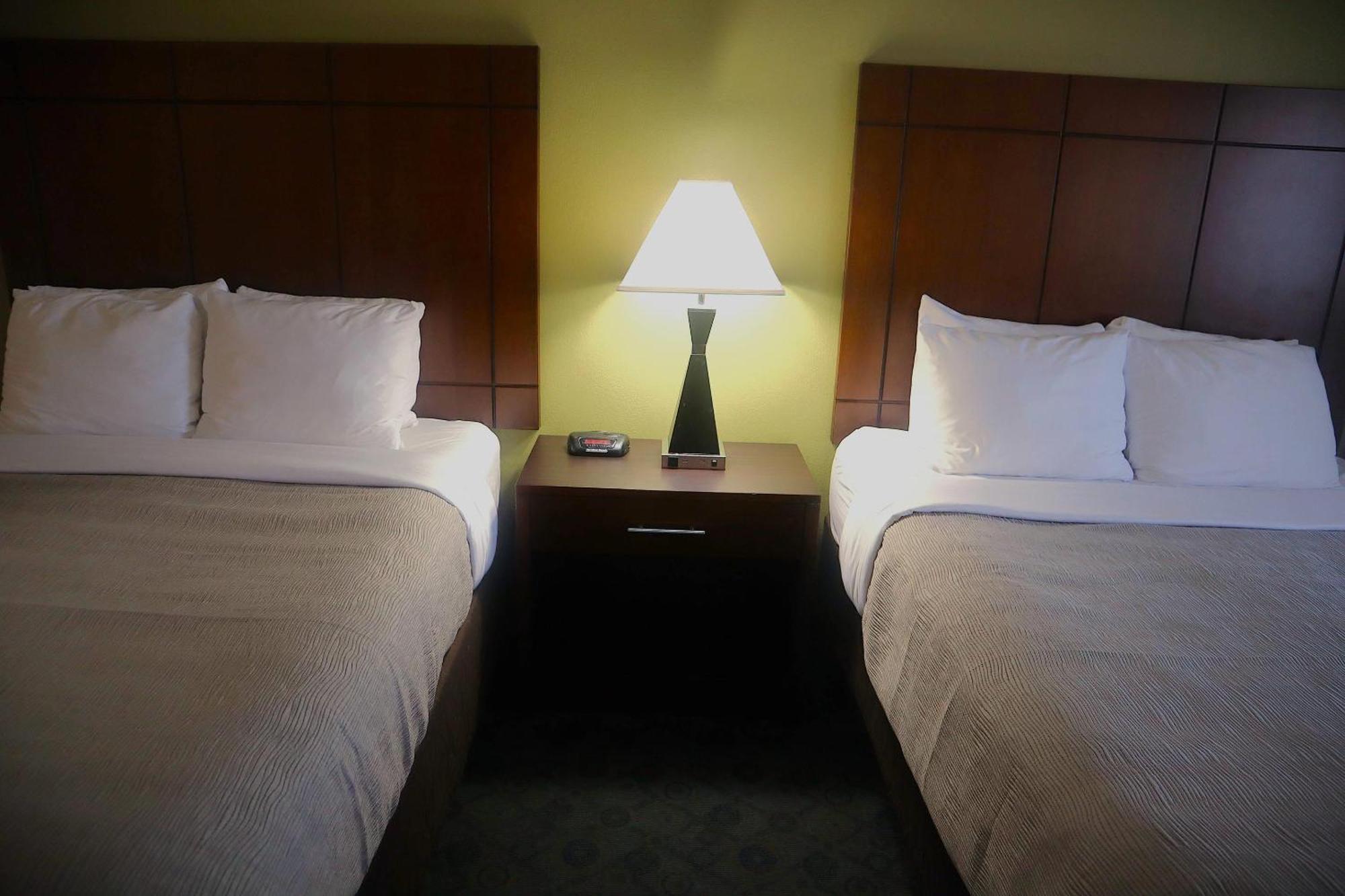Quality Inn & Suites Bloomington I-55 And I-74 Eksteriør bilde